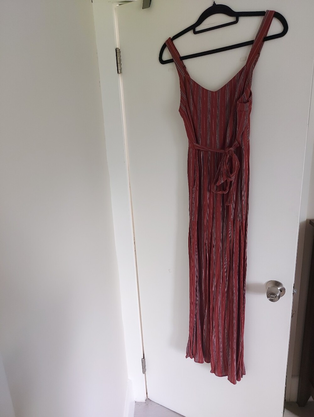 American Eagle Striped Jumpsuit Romper Sleeveless Size Medium Tie Waist Colorful